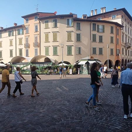 "A Casa Di Giacomo" Luxury Rooms Con Aria Condizionata Bergamo Exterior photo